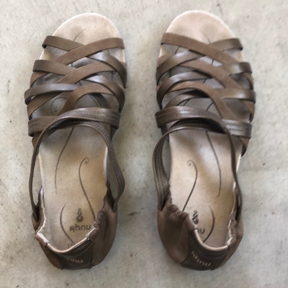 ahnu maia sandals